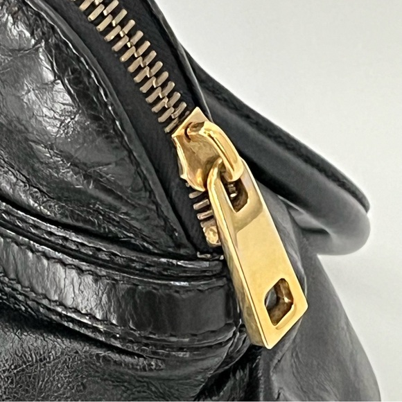 Marc Jacobs 15”x12” leather pleated bag 0234 solid black soft shoulder purse - Picture 10 of 15